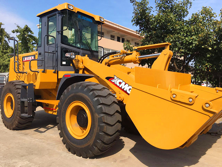 XCMG Original Factory 4 ton front end loaders LW400KN Chinese front wheel loader for sale